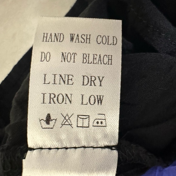 NWT; HEYSON BLACK ROMPER 🌻 - Picture 6 of 8